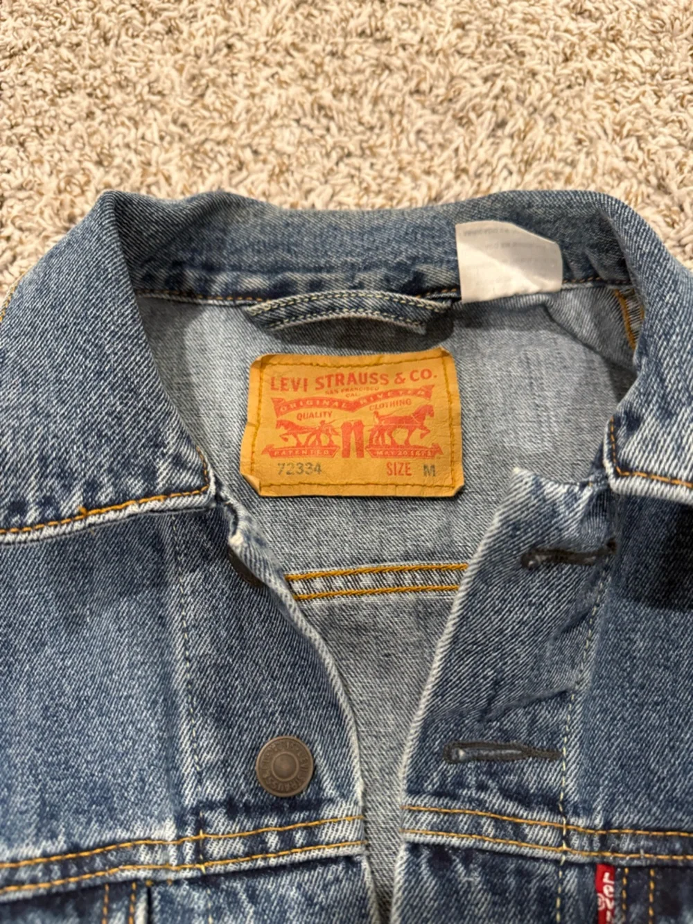 Levi's Blue Denim Jacket - Picture 2 of 3